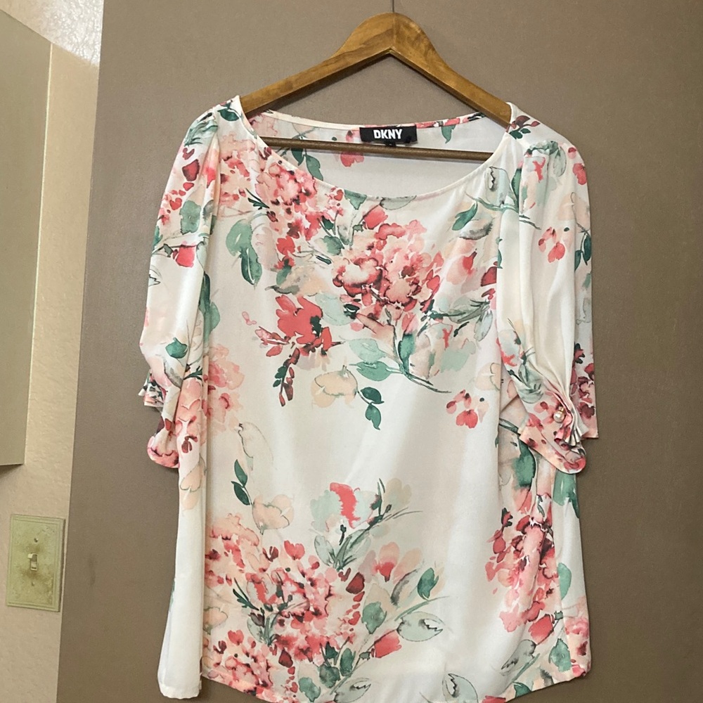 DKNY Women's Floral Blouse - White and Pink